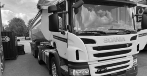 Location tracteur Scania 19 chez Green Flag Services